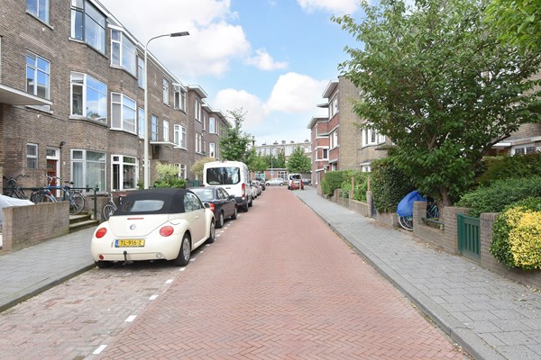 Medium property photo - Van Reesstraat 33, 2593 PM Den Haag